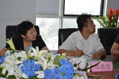 北京市委統(tǒng)戰(zhàn)部副部長(zhǎng)、市工商聯(lián)書記鄭默杰一行蒞臨仟億達(dá)集團(tuán)831999考察指導(dǎo)工作 北京市委統(tǒng)戰(zhàn)部副部長(zhǎng)、市工商聯(lián)書記鄭默杰一行蒞臨仟億達(dá)集團(tuán)831999考察指導(dǎo)工作