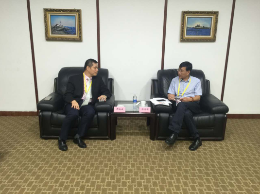 仟億達董事長鄭兩斌與浙江省舟山市商務(wù)局副局長陳國強對接洽談 仟億達董事長鄭兩斌與浙江省舟山市商務(wù)局副局長陳國強對接洽談